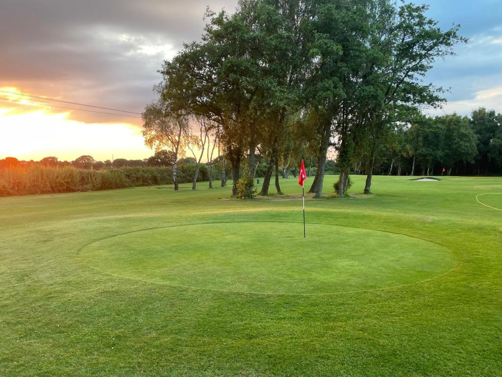 Golf Facilities – Fishley Park